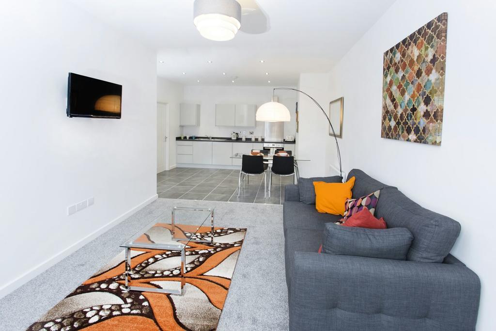 Orchard & Avenue Serviced 4*