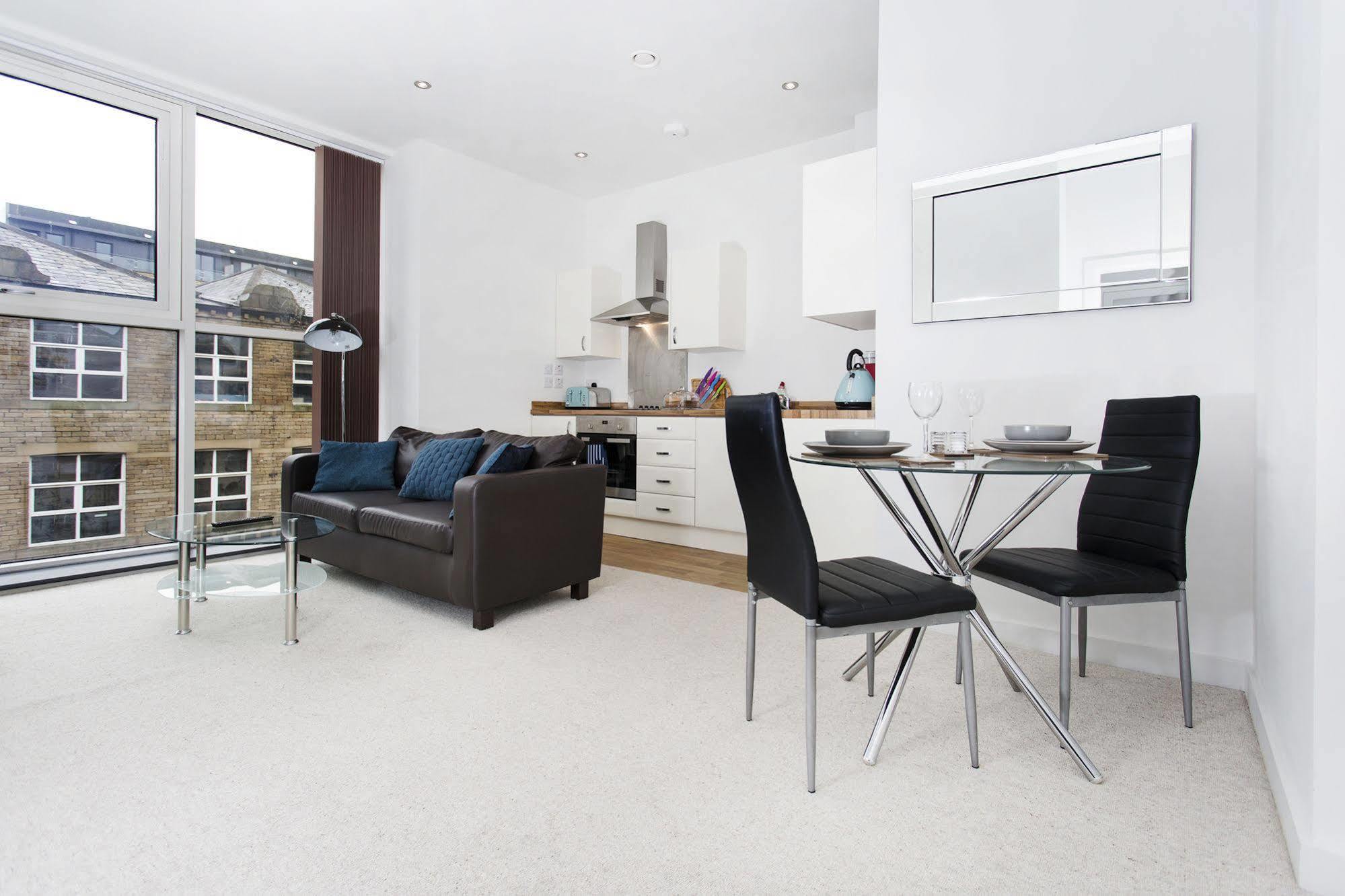 Orchard & Avenue Serviced 4* Bradford (West Yorkshire)