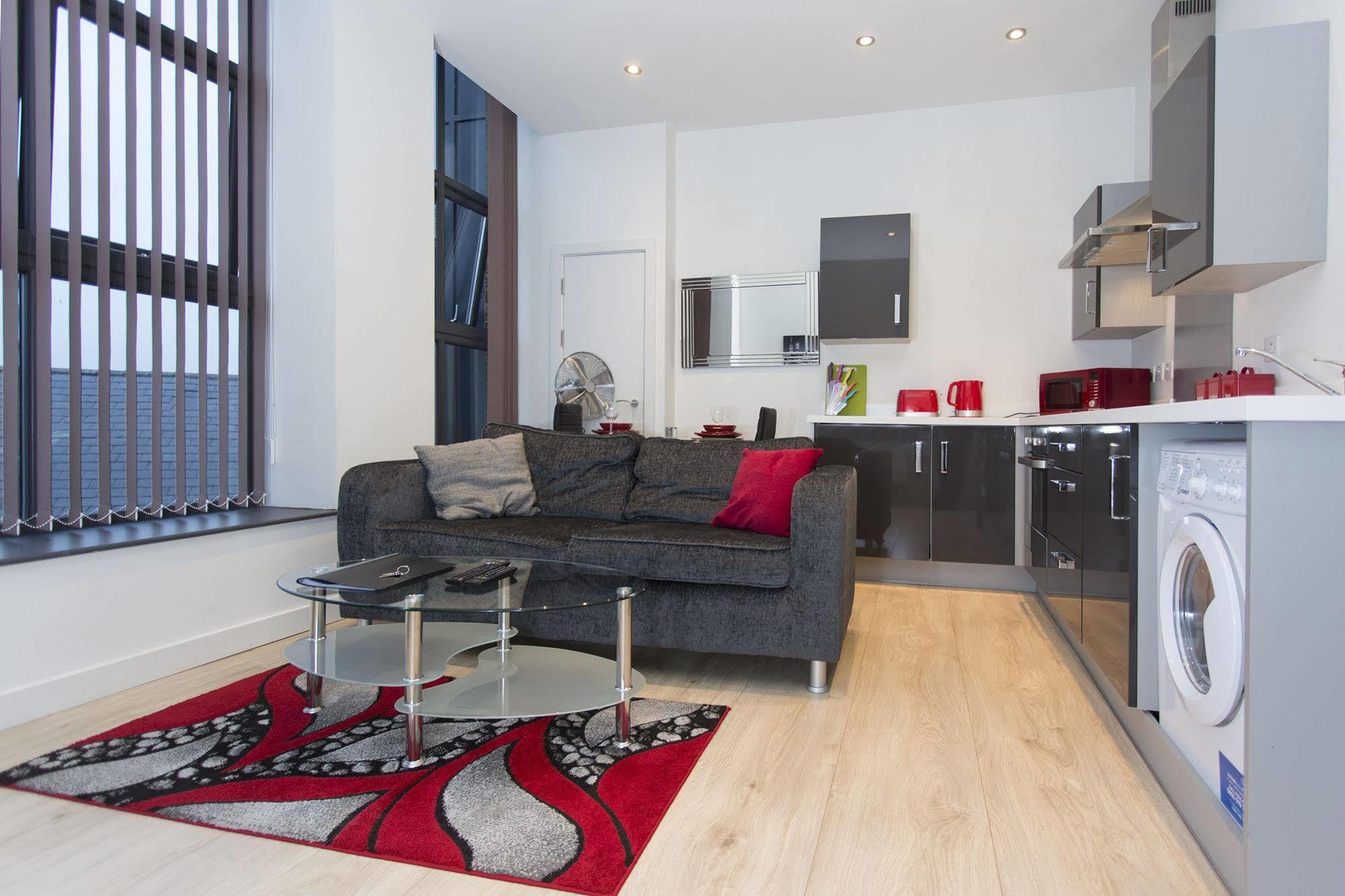 Orchard & Avenue Serviced Bradford (West Yorkshire)
